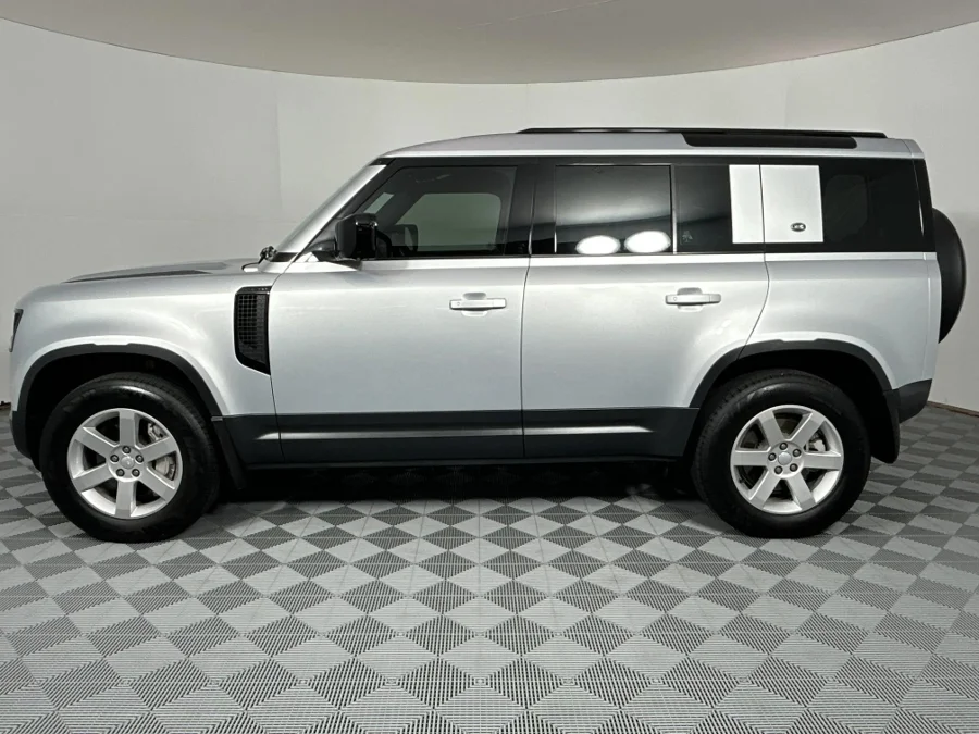 Used 2024 Land Rover Defender 110 D300 SE - WeBuyCars Lansdowne Used 2024 Land Rover Defender 110 D300 SE - WeBuyCars Lansdowne