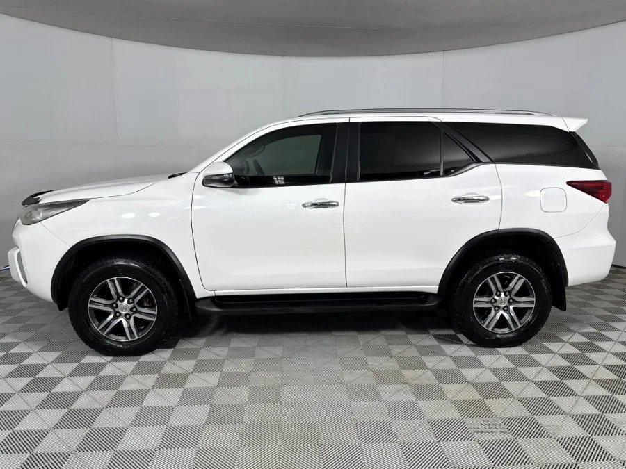 Used 2019 Toyota Fortuner 2.4GD-6 4x4 auto - WeBuyCars Silverlakes Used 2019 Toyota Fortuner 2.4GD-6 4x4 auto - WeBuyCars Silverlakes