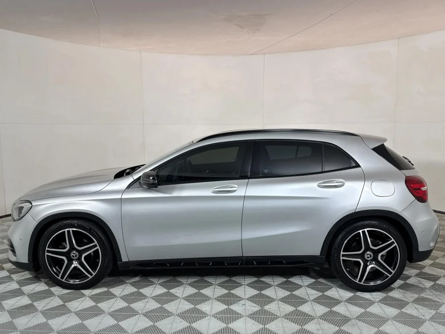 Used 2018 Mercedes-Benz GLA 200d auto - WeBuyCars JHB South Used 2018 Mercedes-Benz GLA 200d auto - WeBuyCars JHB South