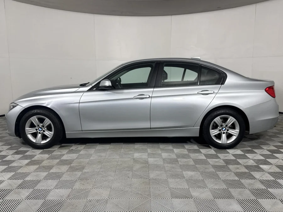Used 2013 BMW 3 Series 320d sports-auto - WeBuyCars Riverhorse Used 2013 BMW 3 Series 320d sports-auto - WeBuyCars Riverhorse