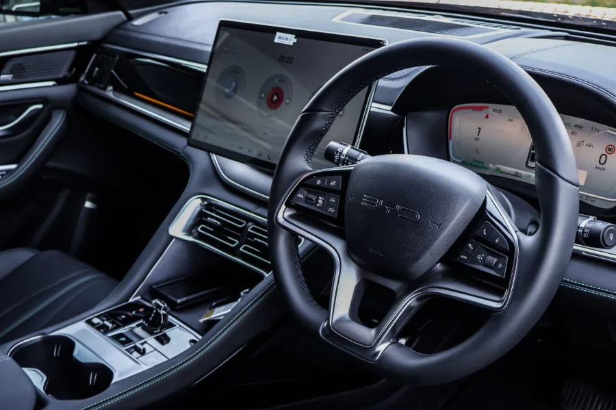 New 2026 BYD Sealion 6 Premium AWD - BYD Woodmead New New 2026 BYD Sealion 6 Premium AWD - BYD Woodmead New