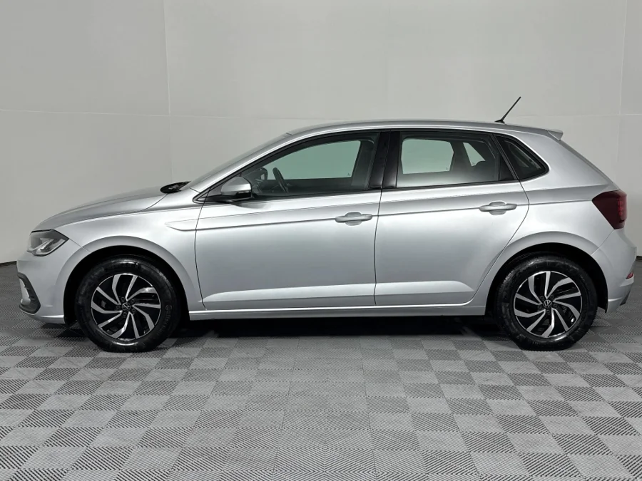Used 2024 Volkswagen Polo hatch 1.0TSI Life auto - WeBuyCars JHB South