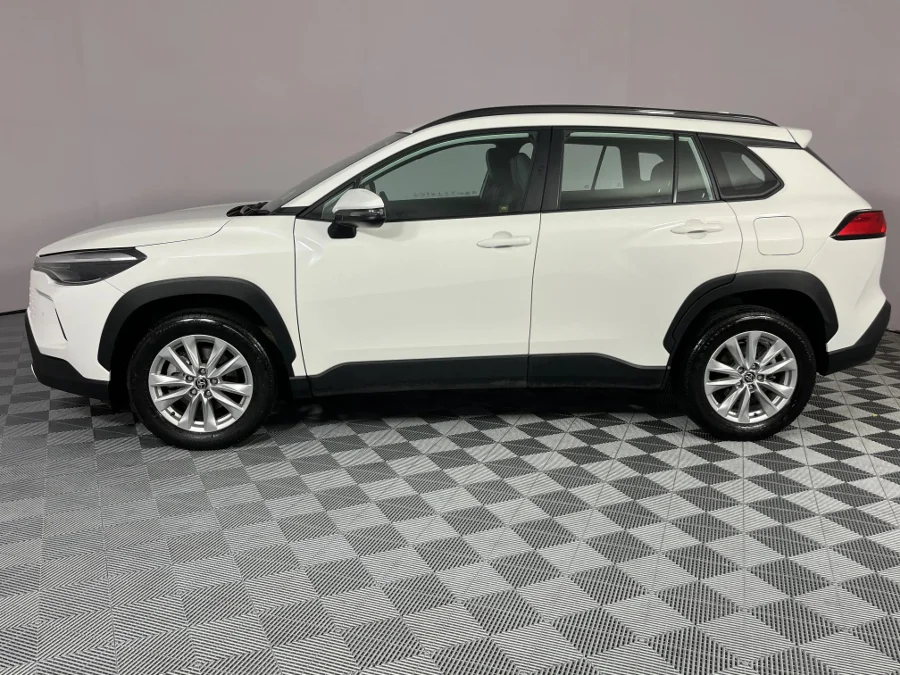 Used 2025 Toyota Corolla Cross 1.8 XS - WeBuyCars Brackenfell Cape Town