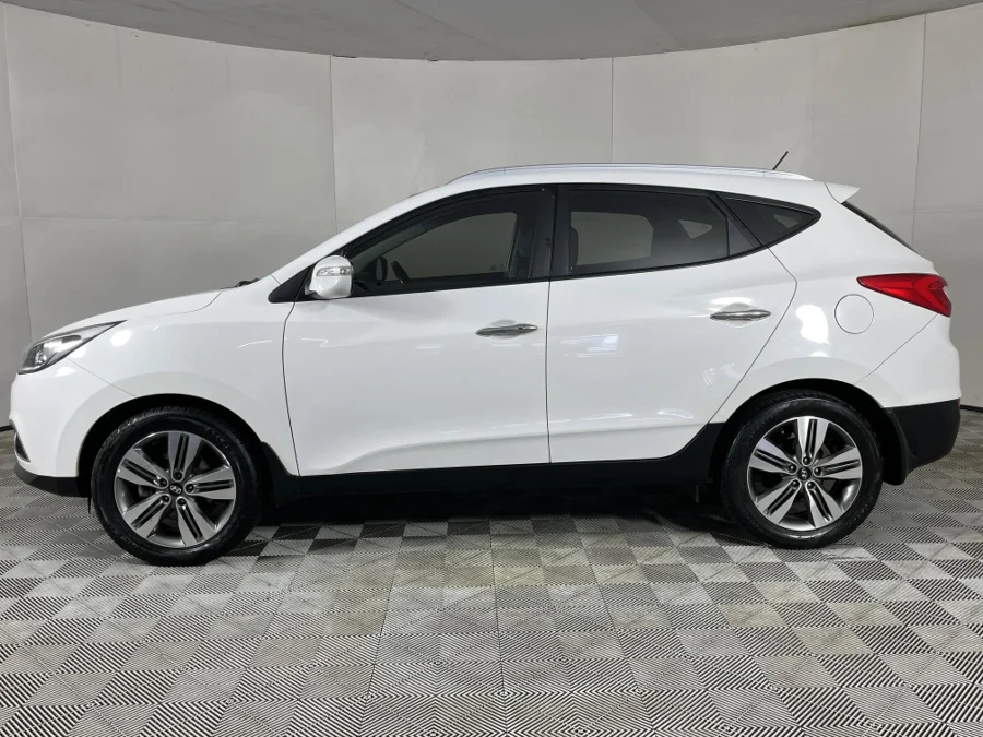 Used 2014 Hyundai ix35 2.0CRDi Elite - WeBuyCars The Dome Used 2014 Hyundai ix35 2.0CRDi Elite - WeBuyCars The Dome