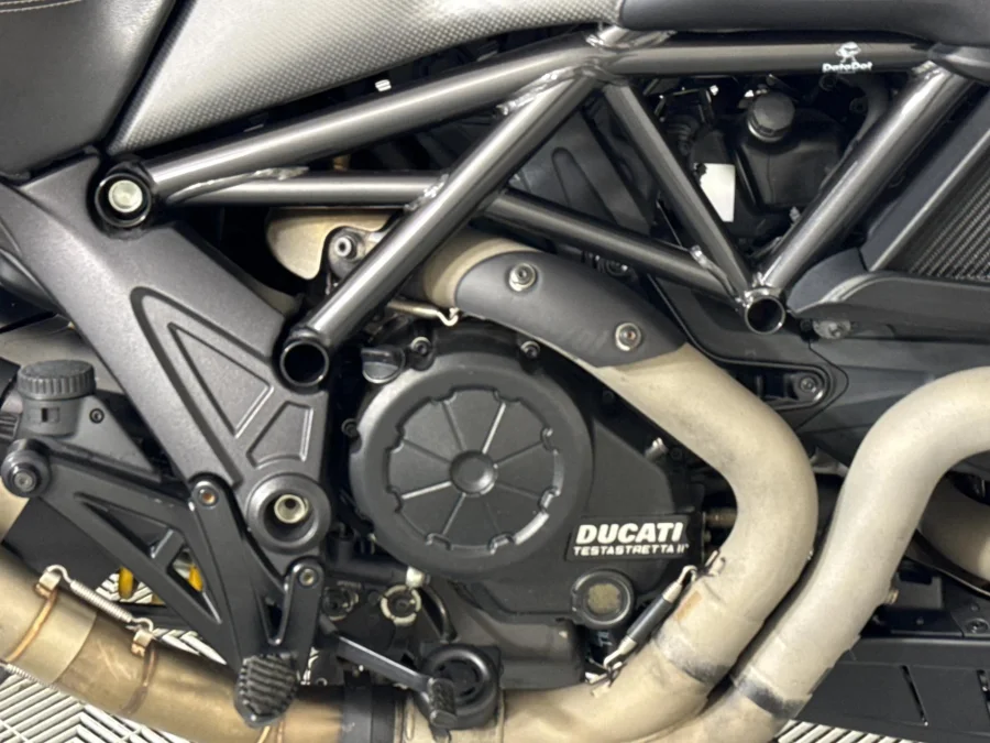 Used 2017 Ducati Diavel Carbon 1200 F/L - WeBuyCars Midstream Used 2017 Ducati Diavel Carbon 1200 F/L - WeBuyCars Midstream