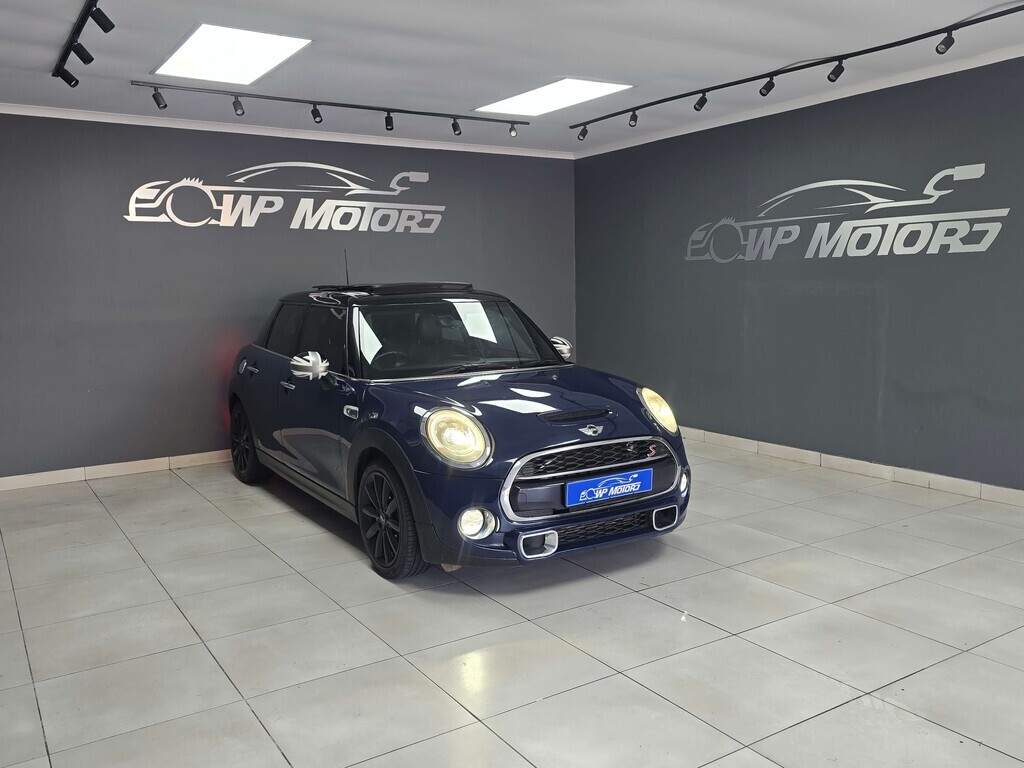 Used 2018 MINI Hatch Cooper S Hatch 5-door Seven 7 auto