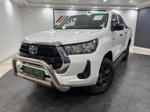 Used 2022 Toyota Hilux 2.4GD-6 double cab Raider auto Used 2022 Toyota Hilux 2.4GD-6 double cab Raider auto