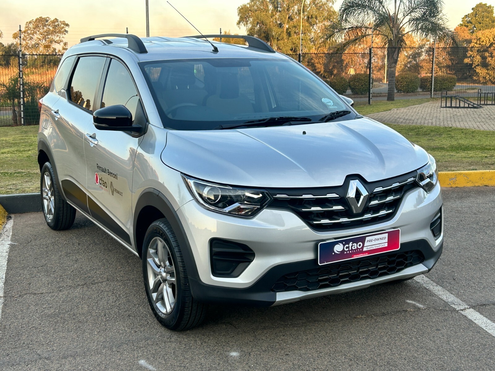 Used 2026 Renault Triber 1.0 Dynamique