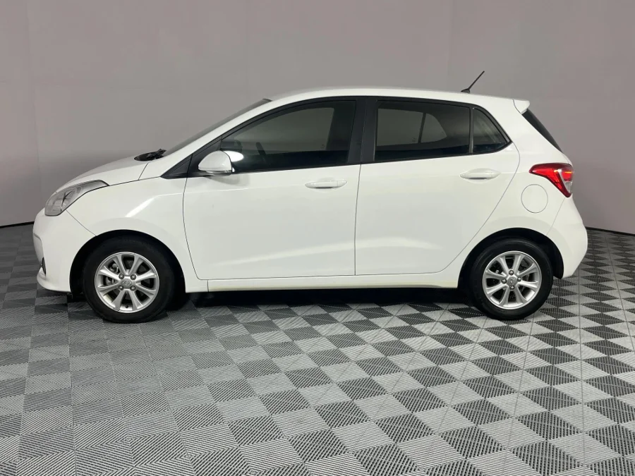Used 2020 Hyundai Grand i10 1.2 Fluid auto - WeBuyCars Brackenfell Cape Town Used 2020 Hyundai Grand i10 1.2 Fluid auto - WeBuyCars Brackenfell Cape Town