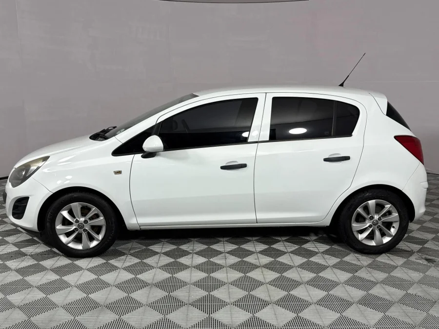 Used 2015 Opel Corsa 1.4 Essentia - WeBuyCars Lansdowne Used 2015 Opel Corsa 1.4 Essentia - WeBuyCars Lansdowne