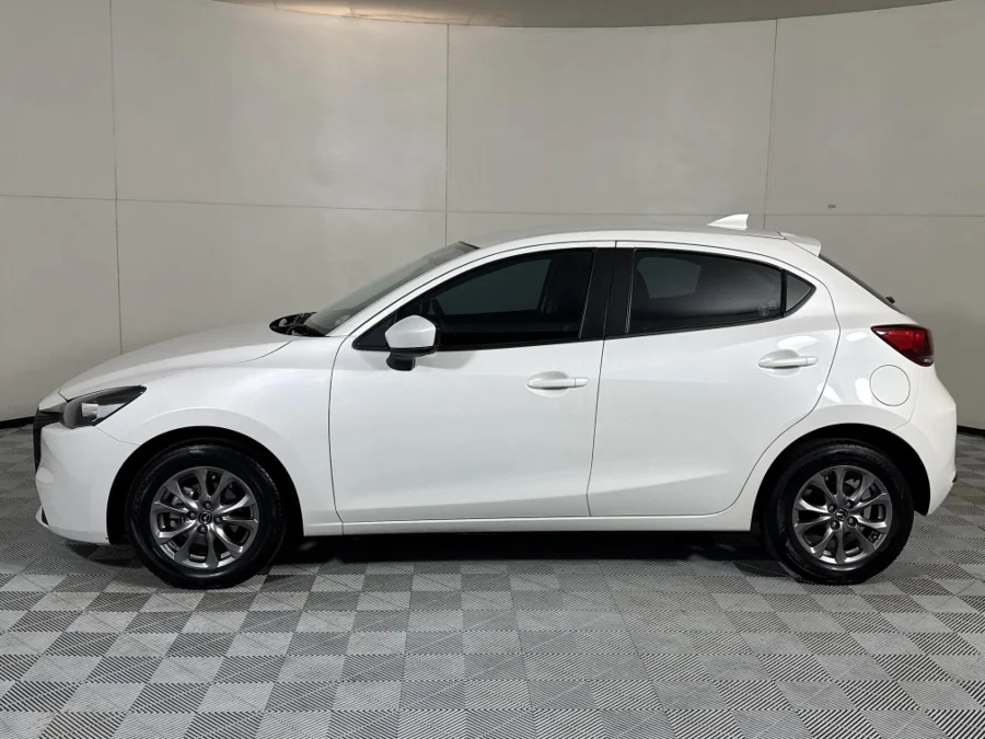 Used 2025 Mazda Mazda2 1.5 Dynamic auto - WeBuyCars Vereeniging Used 2025 Mazda Mazda2 1.5 Dynamic auto - WeBuyCars Vereeniging