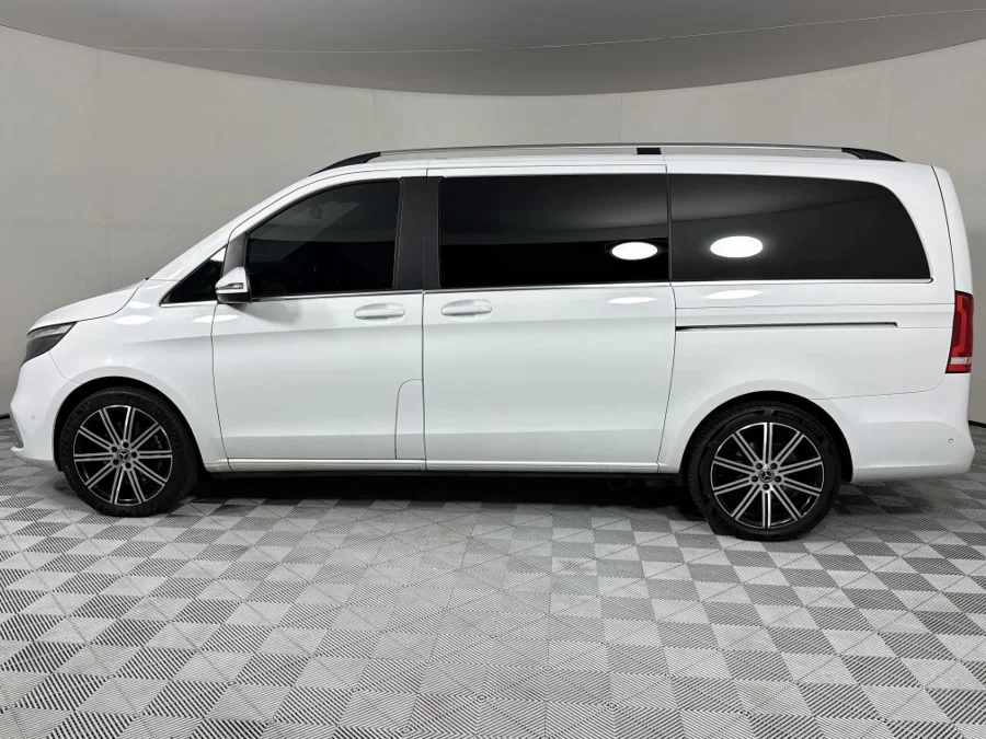 Used 2023 Mercedes-Benz V-Class V220d Avantgarde - WeBuyCars Vereeniging Used 2023 Mercedes-Benz V-Class V220d Avantgarde - WeBuyCars Vereeniging