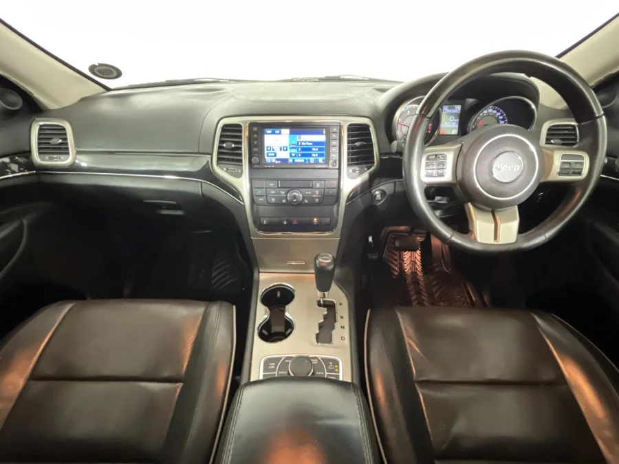 Used 2013 Jeep Grand Cherokee 3.0CRD Overland - WeBuyCars The Dome Used 2013 Jeep Grand Cherokee 3.0CRD Overland - WeBuyCars The Dome