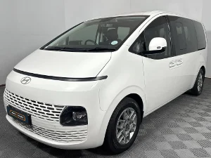 Used 2024 Hyundai Staria 2.2D Executive 9-seater Used 2024 Hyundai Staria 2.2D Executive 9-seater