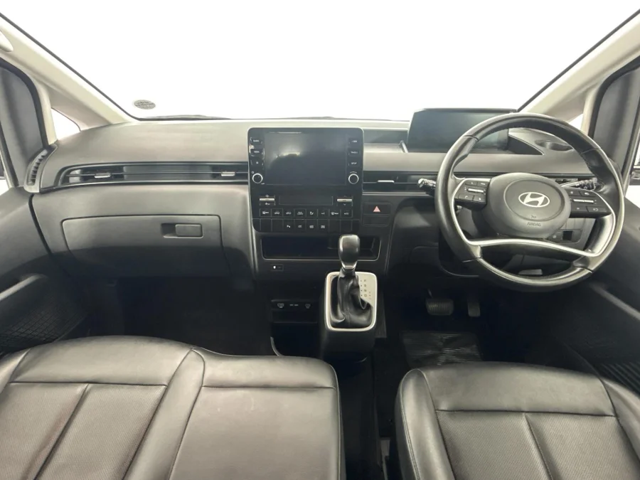 Used 2024 Hyundai Staria 2.2D Executive 9-seater - WeBuyCars Richmond Used 2024 Hyundai Staria 2.2D Executive 9-seater - WeBuyCars Richmond
