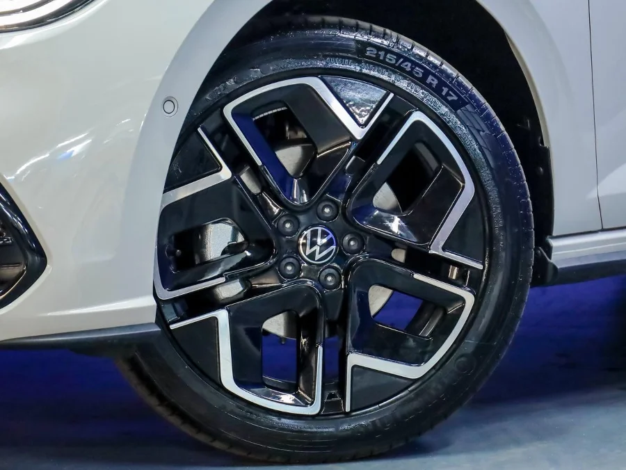 New 2026 Volkswagen Polo hatch 1.0TSI R-Line - VW Bryanston New 2026 Volkswagen Polo hatch 1.0TSI R-Line - VW Bryanston