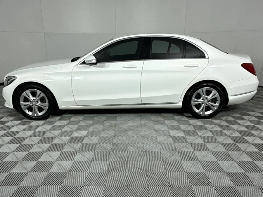 Used 2014 Mercedes-Benz C-Class C200 auto - WeBuycars East London