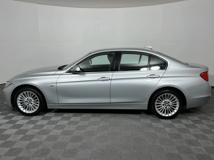 Used 2014 BMW 3 Series 320d Luxury sports-auto - WeBuyCars Witbank Used 2014 BMW 3 Series 320d Luxury sports-auto - WeBuyCars Witbank