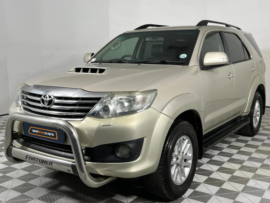 Used 2014 Toyota Fortuner 3.0D-4D Limited auto - WeBuyCars Silverlakes Used 2014 Toyota Fortuner 3.0D-4D Limited auto - WeBuyCars Silverlakes
