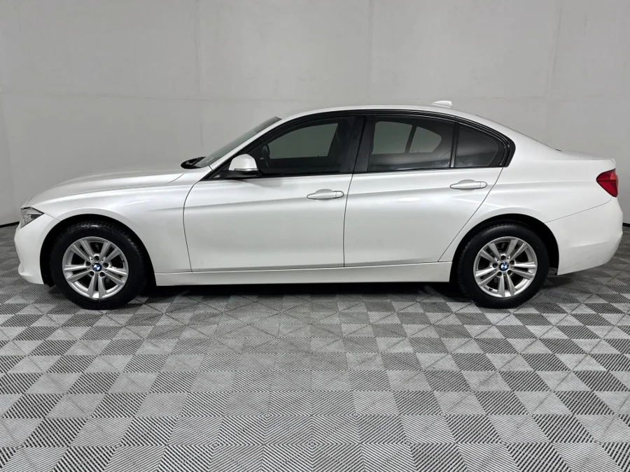 Used 2016 BMW 3 Series 320i sports-auto - WeBuyCars The Dome Used 2016 BMW 3 Series 320i sports-auto - WeBuyCars The Dome