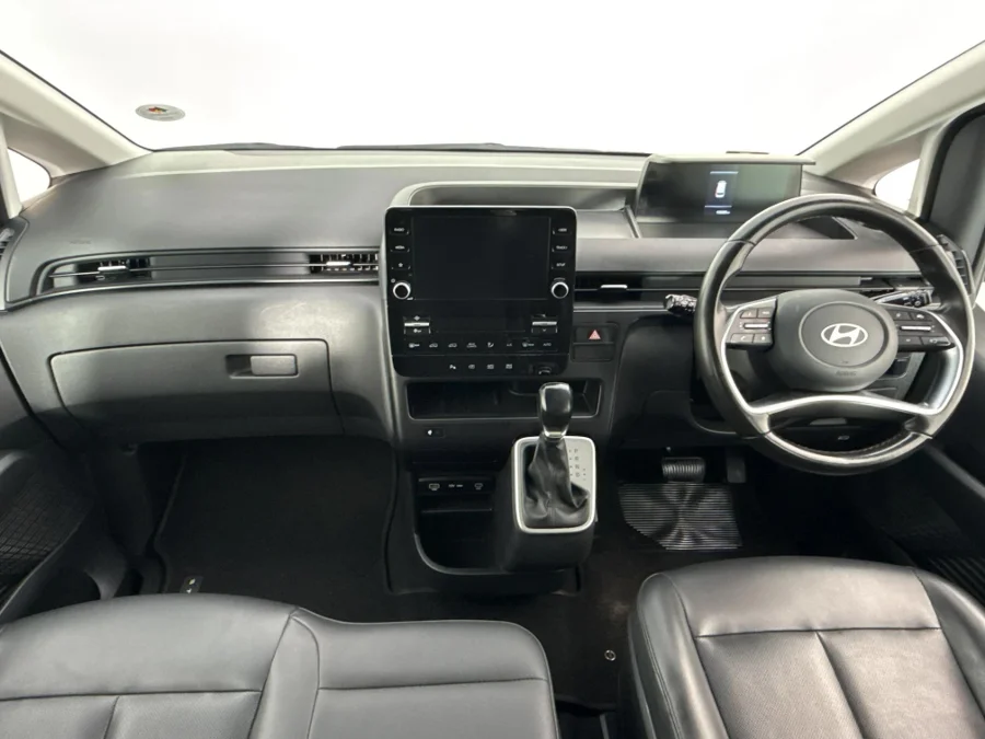 Used 2025 Hyundai Staria 2.2D Executive 9-seater - WeBuyCars Germiston Used 2025 Hyundai Staria 2.2D Executive 9-seater - WeBuyCars Germiston