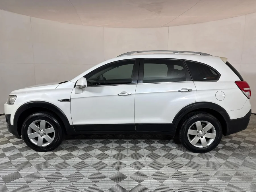 Used 2014 Chevrolet Captiva 2.2D LT - WeBuyCars JHB South Used 2014 Chevrolet Captiva 2.2D LT - WeBuyCars JHB South