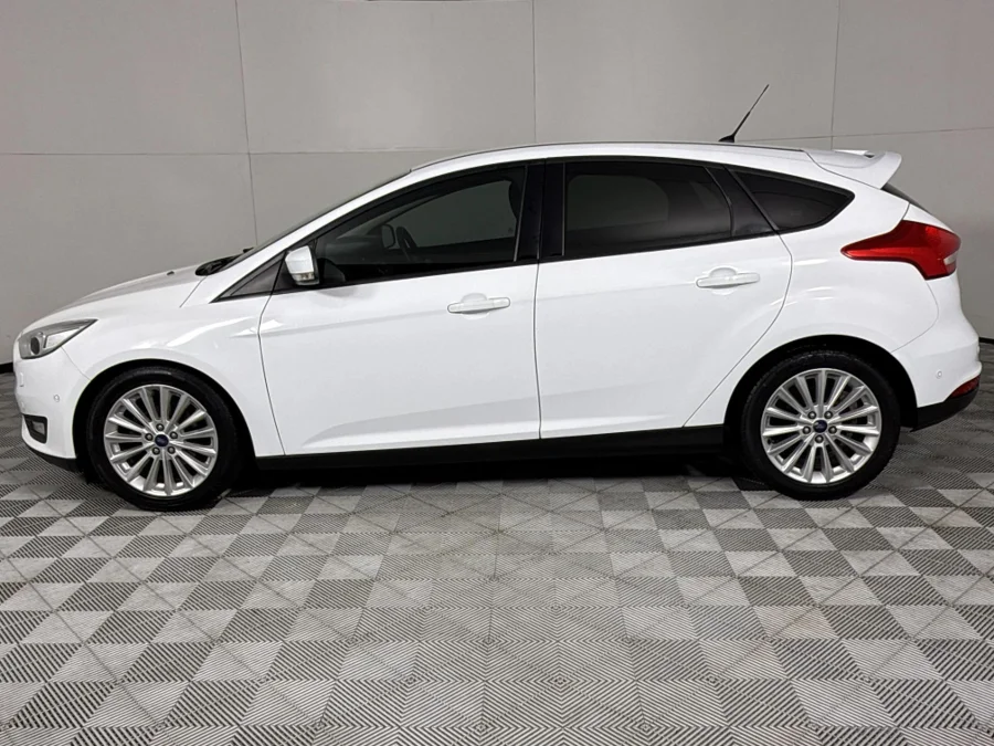 Used 2017 Ford Focus hatch 1.0T Trend - WeBuycars East London