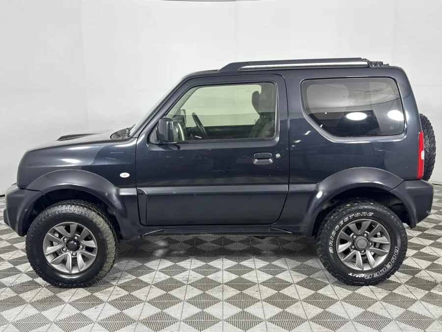 Used 2015 Suzuki Jimny 1.3 - WeBuyCars Richmond Used 2015 Suzuki Jimny 1.3 - WeBuyCars Richmond