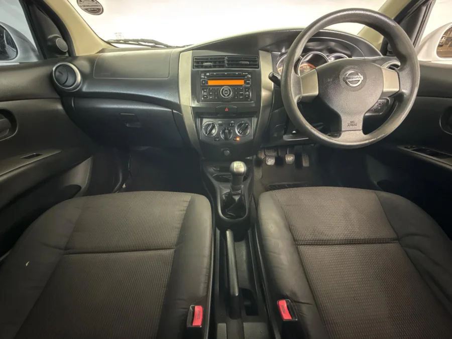 Used 2011 Nissan Livina X-Gear 1.6 Acenta+ - WeBuyCars Riverhorse Used 2011 Nissan Livina X-Gear 1.6 Acenta+ - WeBuyCars Riverhorse