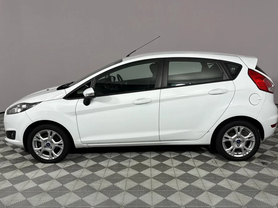 Used 2013 Ford Fiesta 5-door 1.0T Trend - WeBuyCars Lansdowne