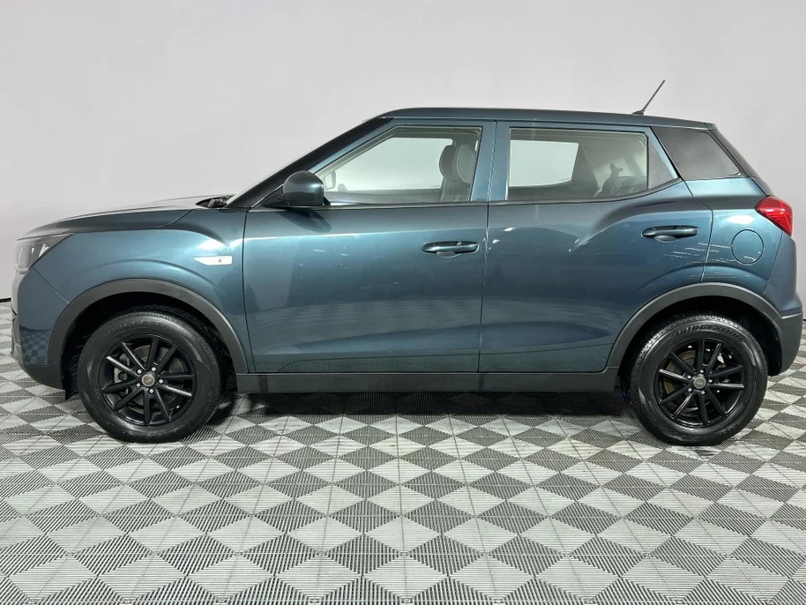 Used 2020 Mahindra XUV300 1.5TD W4 - WeBuyCars Richmond Used 2020 Mahindra XUV300 1.5TD W4 - WeBuyCars Richmond