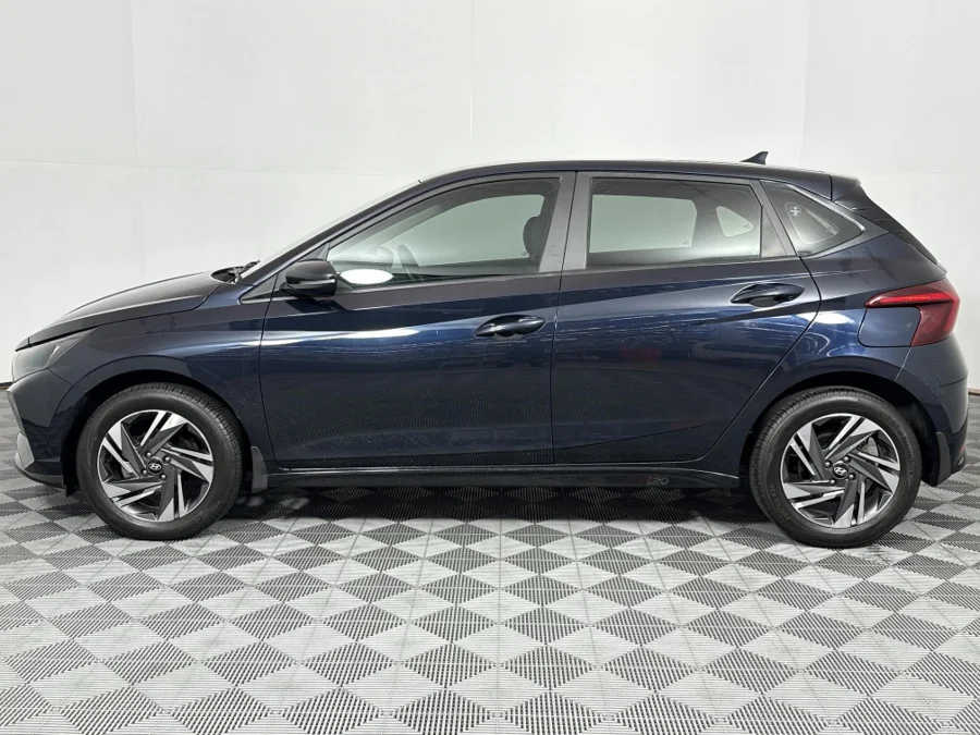 Used 2022 Hyundai i20 1.2 Fluid - WeBuyCars Richmond Used 2022 Hyundai i20 1.2 Fluid - WeBuyCars Richmond