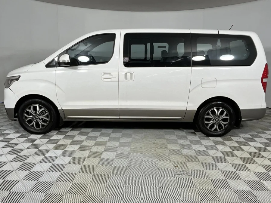 Used 2019 Hyundai H-1 2.5VGTi bus Elite 9-seater - WeBuyCars The Dome Used 2019 Hyundai H-1 2.5VGTi bus Elite 9-seater - WeBuyCars The Dome
