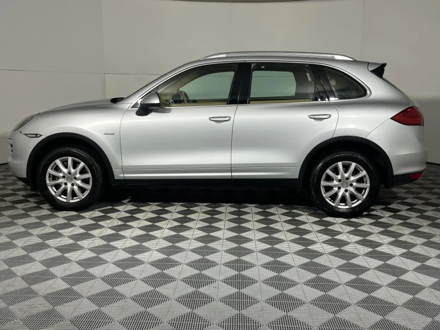 Used 2012 Porsche Cayenne diesel - WeBuyCars Lansdowne Used 2012 Porsche Cayenne diesel - WeBuyCars Lansdowne