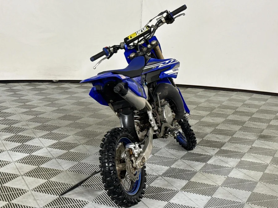 Preloaded Image 12