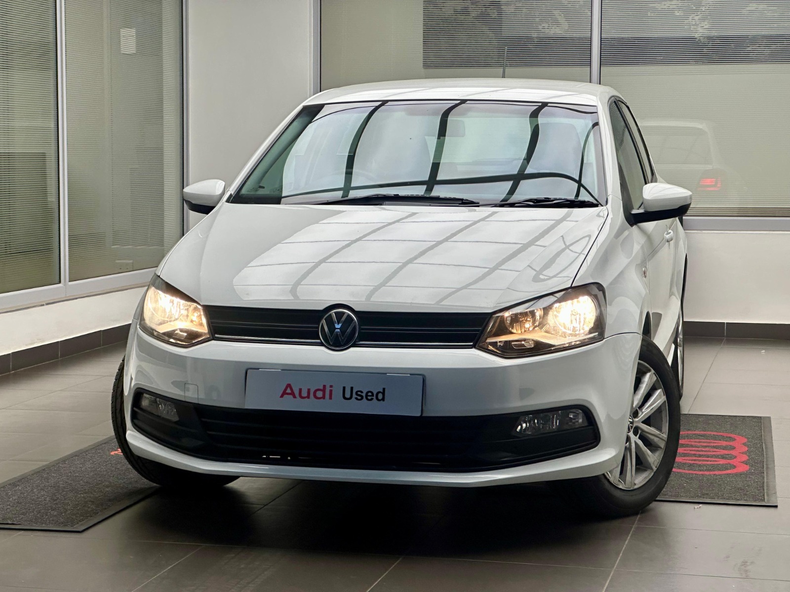 Used 2024 Volkswagen Polo Vivo hatch 1.6 Comfortline auto