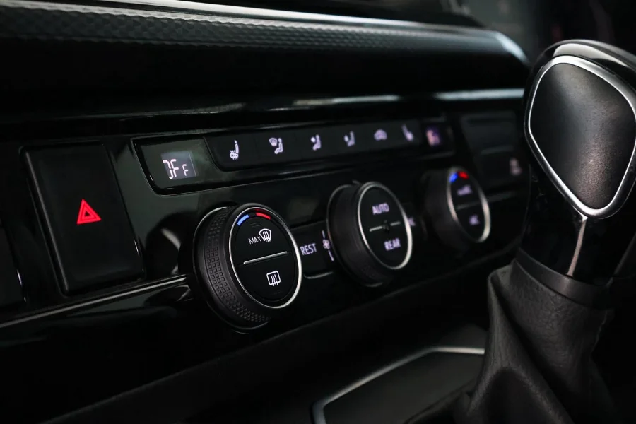 Used 2024 Volkswagen Caravelle 2.0BiTDI Highline 4Motion - Audi Centre Hatfield Used 2024 Volkswagen Caravelle 2.0BiTDI Highline 4Motion - Audi Centre Hatfield