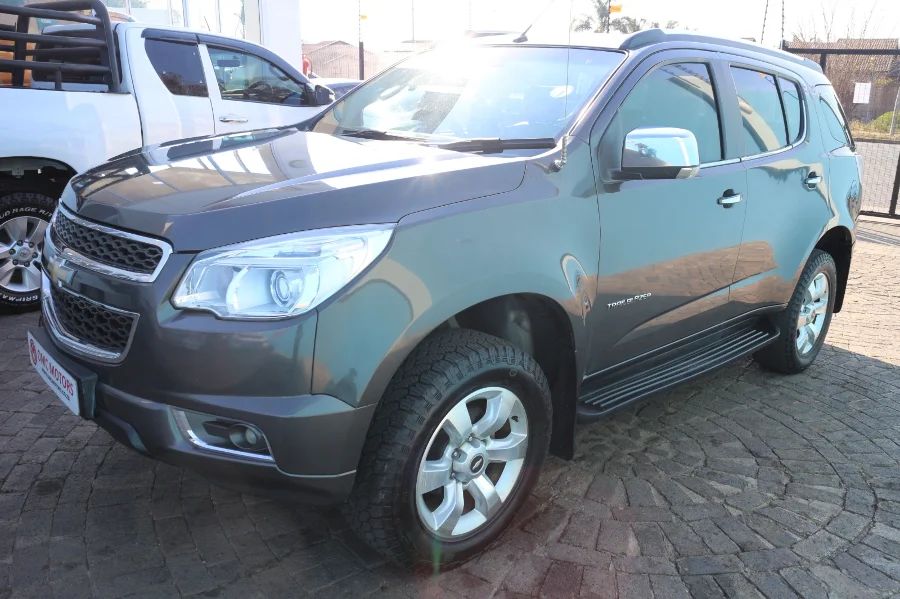 Used 2013 Chevrolet Trailblazer 2.8D LTZ auto - OMC Motors Used 2013 Chevrolet Trailblazer 2.8D LTZ auto - OMC Motors