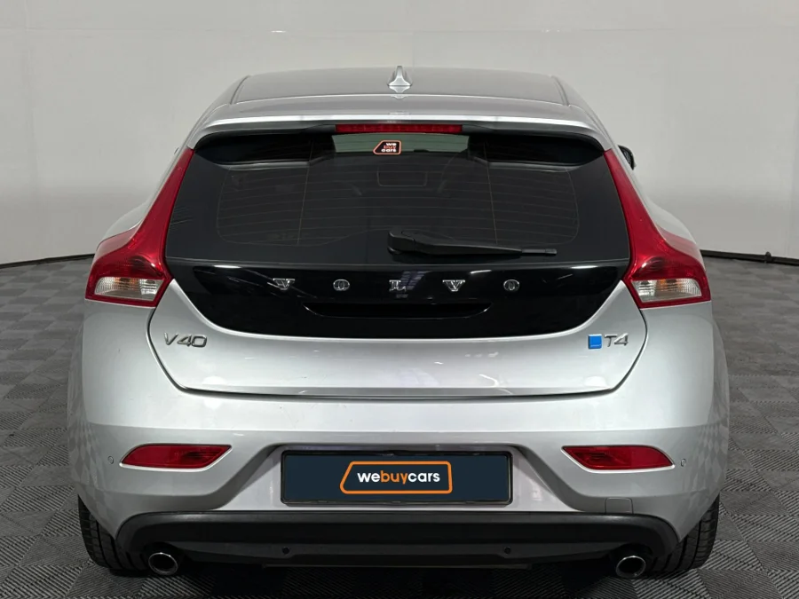 Preloaded Image 17