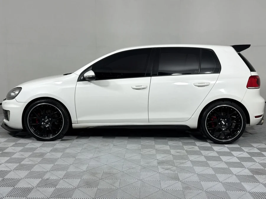 Used 2011 Volkswagen Golf GTI - WeBuyCars Vereeniging Used 2011 Volkswagen Golf GTI - WeBuyCars Vereeniging