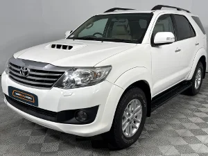Used 2013 Toyota Fortuner 3.0D-4D 4x4 Limited auto Used 2013 Toyota Fortuner 3.0D-4D 4x4 Limited auto