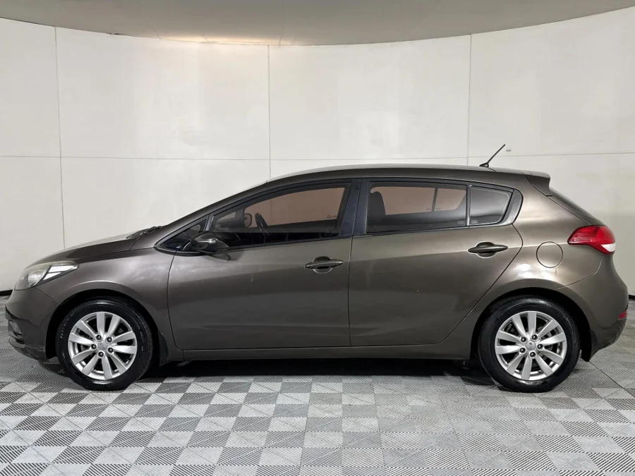 Used 2014 Kia Cerato hatch 1.6 EX auto - WeBuyCars Silverlakes