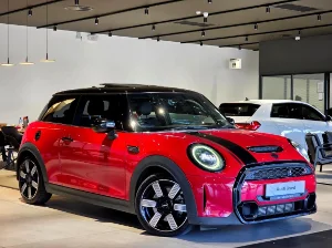 Used 2021 MINI Hatch Cooper S Hatch 3-door Paddy Hopkirk Edition Used 2021 MINI Hatch Cooper S Hatch 3-door Paddy Hopkirk Edition