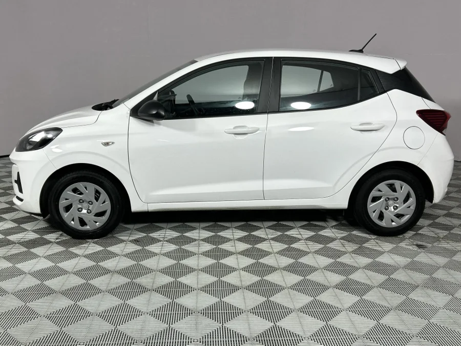 Used 2025 Hyundai Grand i10 1.0 Premium hatch - WeBuyCars Richmond Used 2025 Hyundai Grand i10 1.0 Premium hatch - WeBuyCars Richmond