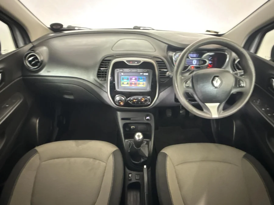Used 2017 Renault Captur 66kW turbo Dynamique - WeBuyCars JHB South