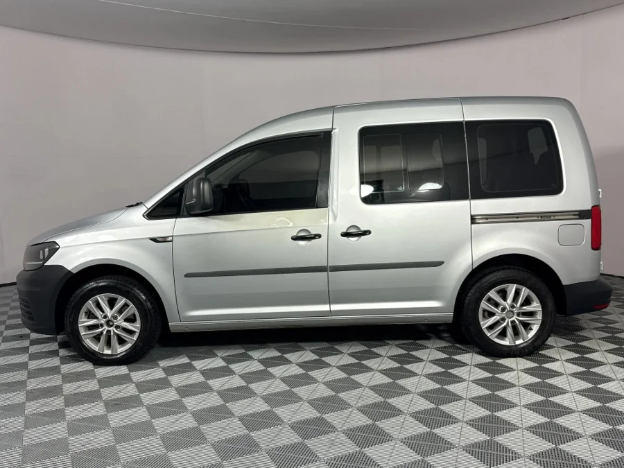 Used 2021 Volkswagen Caddy 1.6 crew bus - WeBuyCars Lansdowne Used 2021 Volkswagen Caddy 1.6 crew bus - WeBuyCars Lansdowne