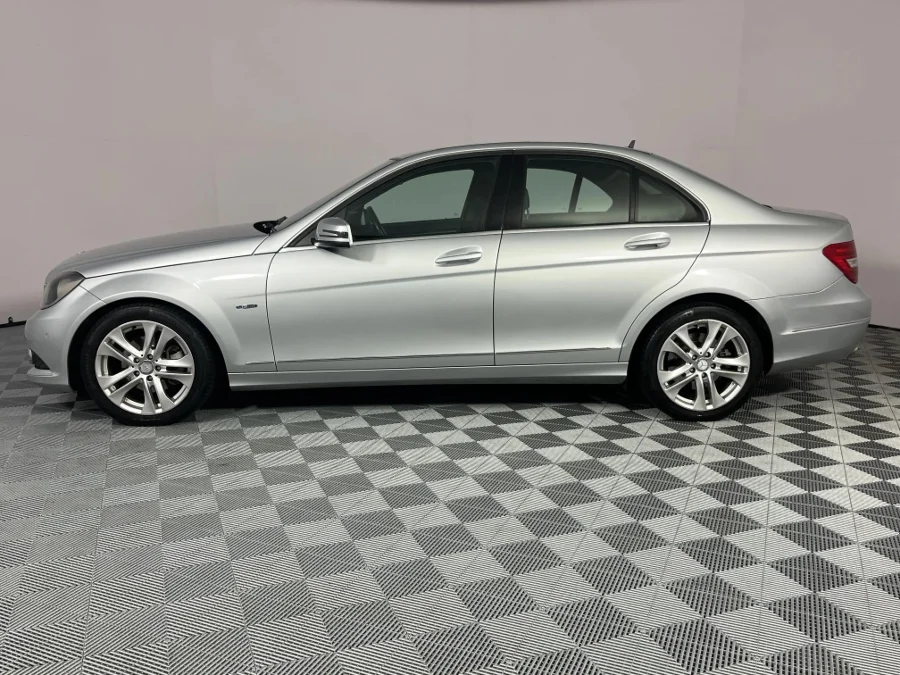 Used 2012 Mercedes-Benz C-Class C200 Avantgarde AMG Sports - WeBuyCars Lansdowne Used 2012 Mercedes-Benz C-Class C200 Avantgarde AMG Sports - WeBuyCars Lansdowne