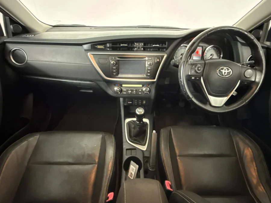 Used 2013 Toyota Auris 1.6 XR - WeBuyCars Lansdowne Used 2013 Toyota Auris 1.6 XR - WeBuyCars Lansdowne