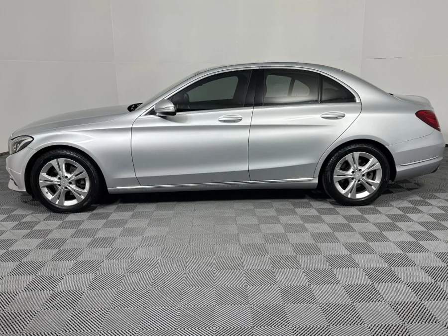 Used 2014 Mercedes-Benz C-Class C220d auto - WeBuyCars Montana Used 2014 Mercedes-Benz C-Class C220d auto - WeBuyCars Montana