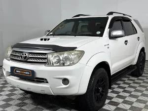 Used 2011 Toyota Fortuner 3.0D-4D 4x4 auto Used 2011 Toyota Fortuner 3.0D-4D 4x4 auto